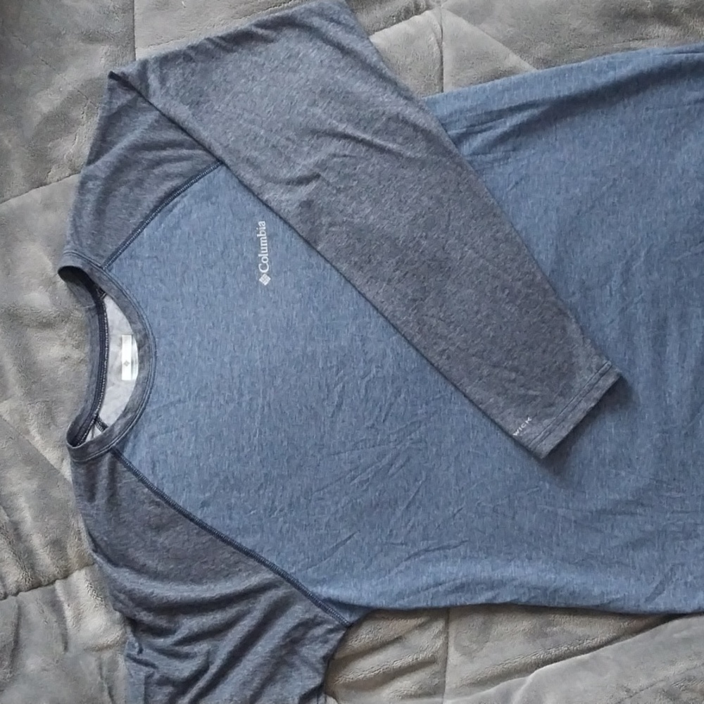 Columbia long sleeve shirt